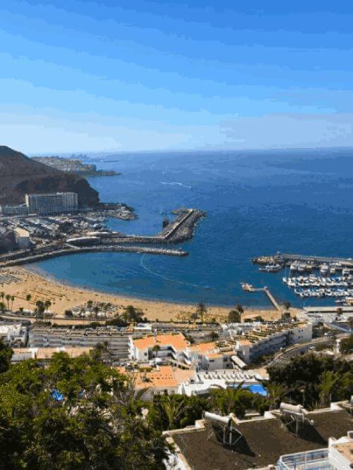 Spaziergang von Puerto Rico nach Playa de Amadores Spaziergang zwischen Puerto Rico und Playa Amadores auf Gran Canaria, beliebt bei Praktikanten auf Gran Canaria.