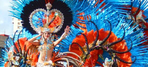 Praktikantinnen und Praktikanten erleben traditionelle Feste während ihrer Praktika auf den Kanarischen Inseln